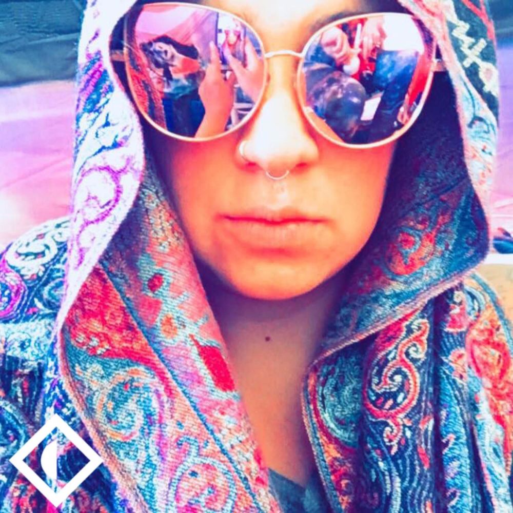 Meet your Posher, Oriana